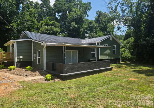 2nd image of 240 E Court St, Rutherfordton, NC 28139 | MLS# 4415105