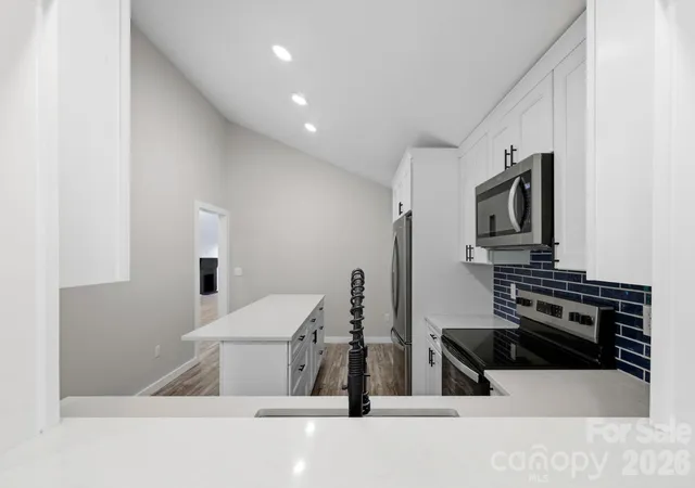 4th image of 240 E Court St, Rutherfordton, NC 28139 | MLS# 4415105