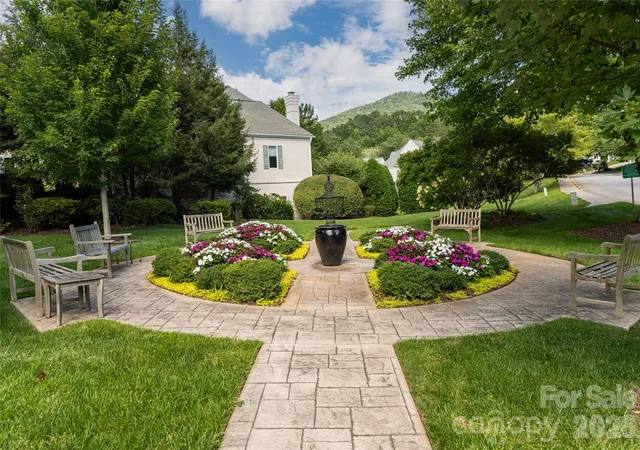 46th image of 8 Clovelly Wy, Asheville, NC 28803 | MLS# 4415587