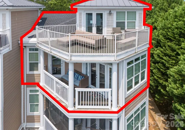 3rd image of 637 Williamson Rd, Mooresville, NC 28117