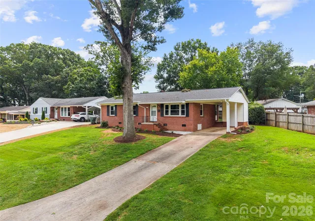 1st image of 713 Crestwood Ave, Gastonia, NC 28054 | MLS# 4416200