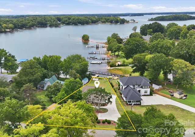 2nd image of 20845 Lagoona Dr, Cornelius, NC 28031 | MLS# 4417083