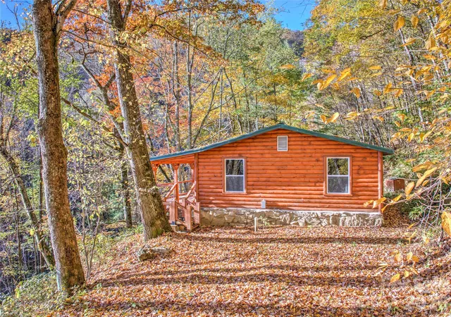 33rd image of 430 Long Branch Rd, Clyde, NC 28721 | MLS# 4417110