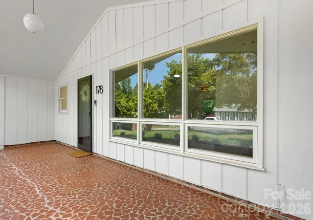 Photo 3 of Single family home for sale at 178 Trailwood Dr, Forest City, NC 28043 | MLS# 4417295 | Listing updated on 2026-10-13
