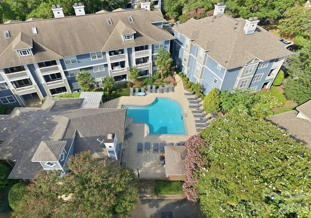 11th image of 501 Olmsted Park Pl #H, Charlotte, NC 28203 | MLS# 4417323