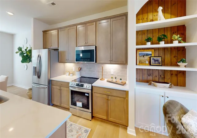 2nd image of 13216 Knockturn Aly #09, Huntersville, NC 28078 | MLS# 4417365
