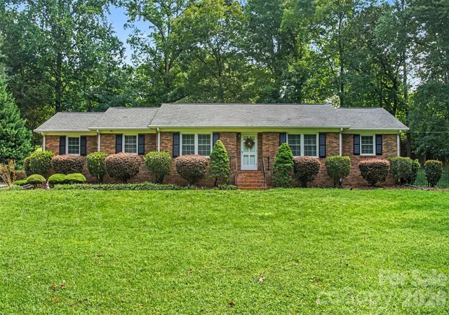 2nd image of 1204 Dumbarton Rd #3, Gastonia, NC 28054 | MLS# 4417405
