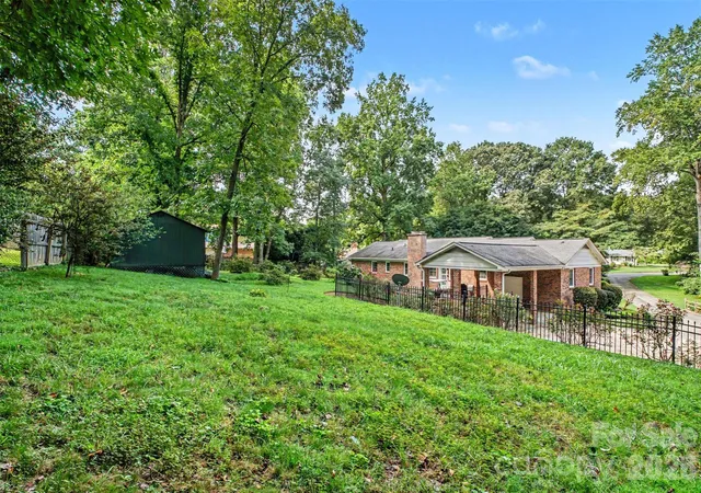 31st image of 1204 Dumbarton Rd #3, Gastonia, NC 28054 | MLS# 4417405
