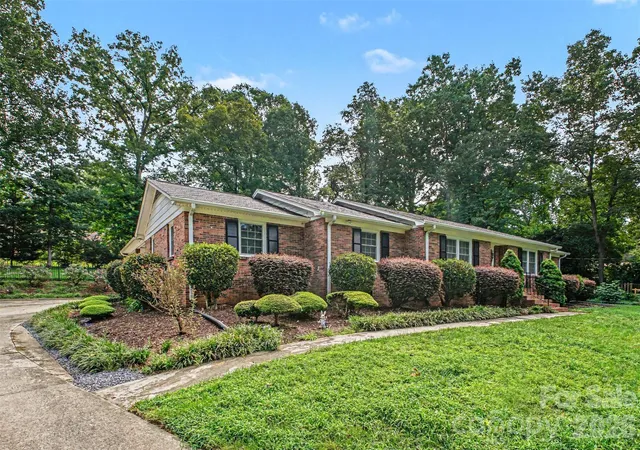 4th image of 1204 Dumbarton Rd #3, Gastonia, NC 28054 | MLS# 4417405