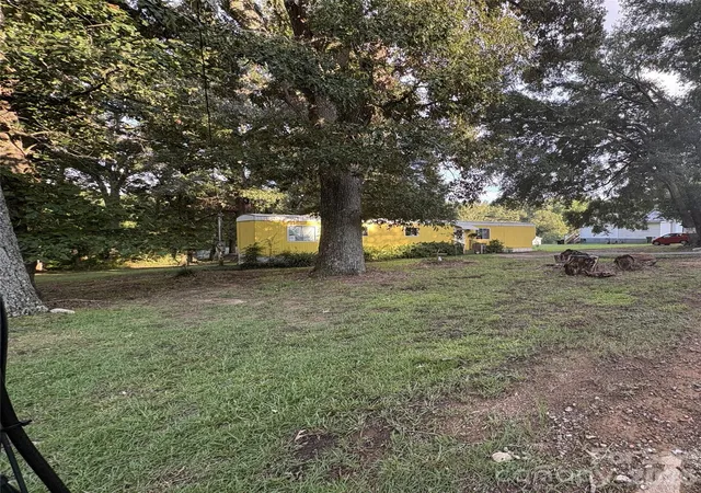 3rd image of 875 Hilldale Dr, Lancaster, SC 29720 | MLS# 4417415