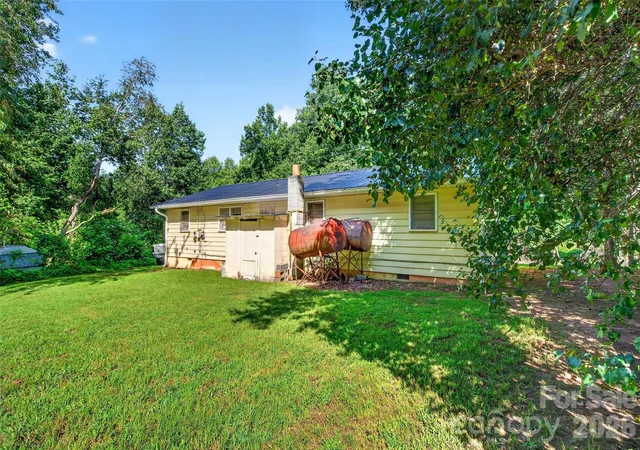 4th image of 55 Edwards Dr, Nebo, NC 28761 | MLS# 4417436