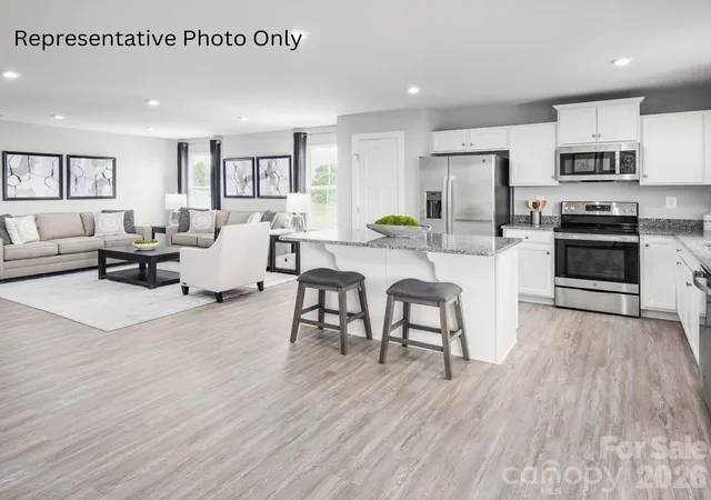 3rd image of 906 Pemberley St, Lancaster, SC 29720 | MLS# 4417438