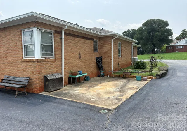 12th image of 1308 Salem Rd, Morganton, NC 28655 | MLS# 4417448
