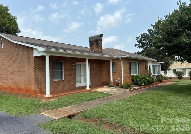 3rd image of 1308 Salem Rd, Morganton, NC 28655 | MLS# 4417448