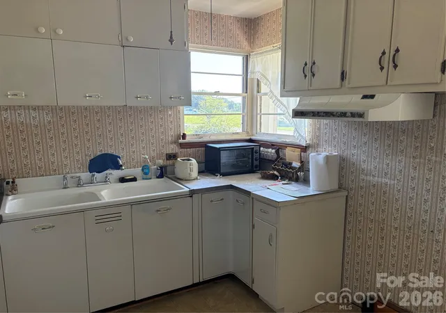 4th image of 1308 Salem Rd, Morganton, NC 28655 | MLS# 4417448