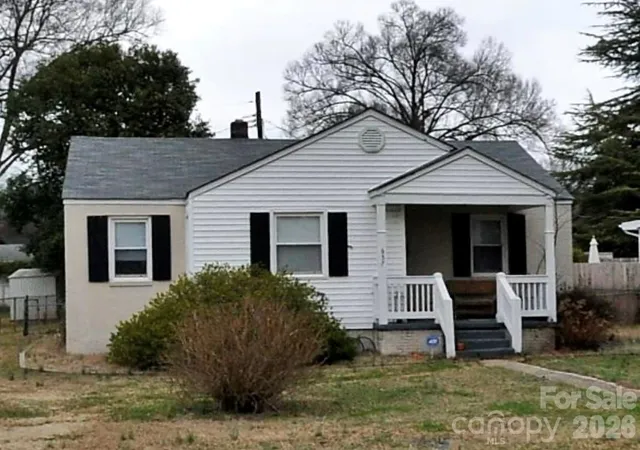 1st image of 657 Melbourne Ct, Charlotte, NC 28209 | MLS# 4417482