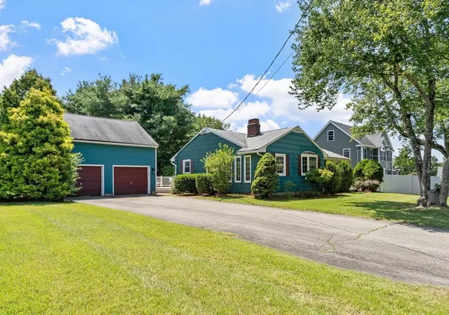31st image of 5 Noel Road, Andover, MA 01810 | MLS# 73558453