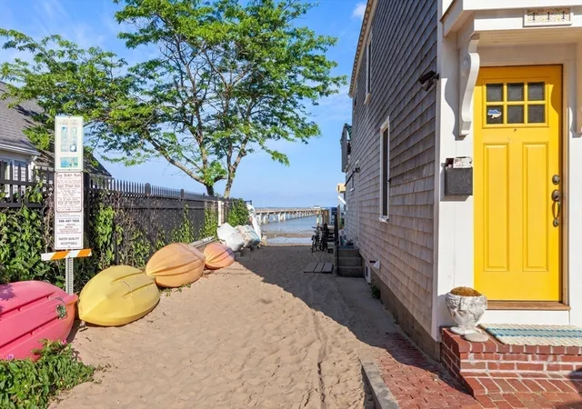 19th image of 15 Mechanic Street #1, Provincetown, MA 02657 | MLS# 73563903