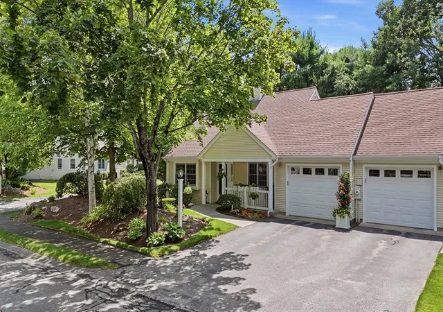 Photo 3 of Sale Pending at 8 Stratton Dr #8, Shrewsbury, MA 01545 | MLS# 73562683 | Listing updated on 2026-09-01