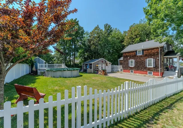 Photo 2 of Single family home for sale at 135 Thurber Ave, Somerset, MA 02725 | MLS# 73569934 | Listing updated on 2026-10-06