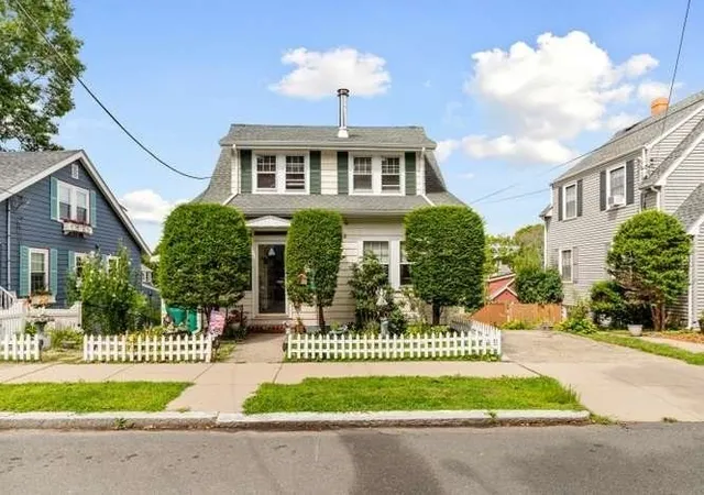 1st image of 42 Piedmont St, Lynn, MA 01904 | MLS# 73564482
