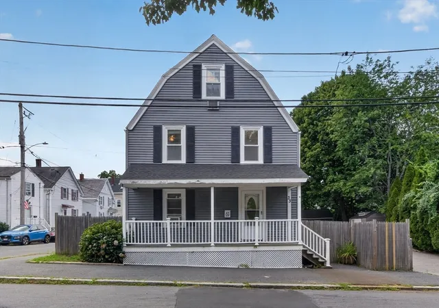1st image of 33 Pierpont St, Peabody, MA 01960 | MLS# 73562268