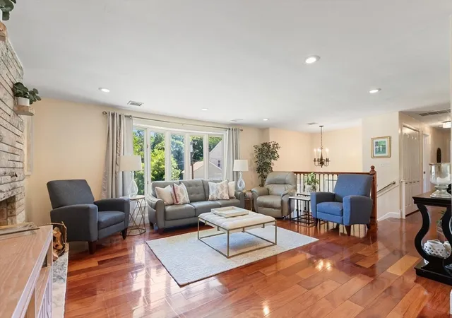 4th image of 3 Gigante Dr, Stoneham, MA 02180 | MLS# 73560918