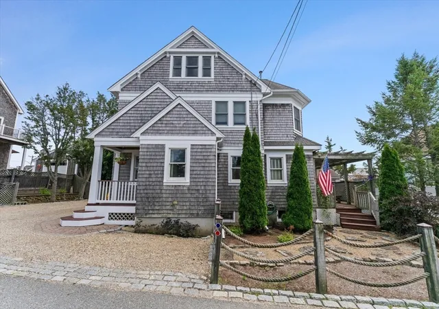 2nd image of 9 62nd St, Newburyport, MA 01950 | MLS# 73560937