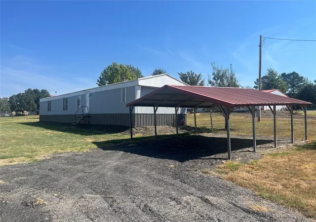 Photo 1 of Single family home for sale at 428628 E 1133 Road, Porum, OK 74455 | MLS# 1236412 | Listing updated on 2026-08-30