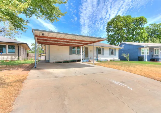 Photo 3 of Single family home for sale at 4729 SE 17th Street, Oklahoma City, OK 73115 | MLS# 1240894 | Listing updated on 2026-09-08
