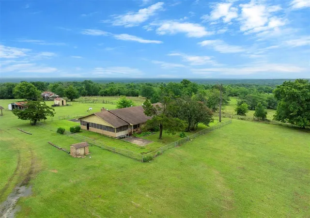 Photo 3 of Single family home for sale at 8065 W Us Hwy 70, Idabel, OK 74745 | MLS# 1242236 | Listing updated on 2026-09-21
