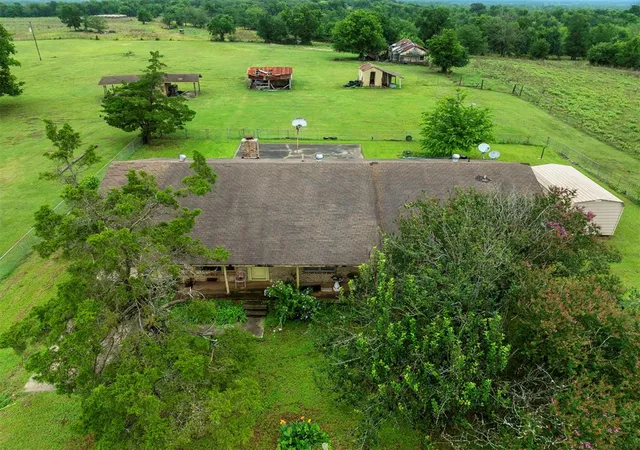 Photo 4 of Single family home for sale at 8065 W US Hwy 70, Idabel, OK 74745 | MLS# 1242236 | Listing updated on 2026-09-21