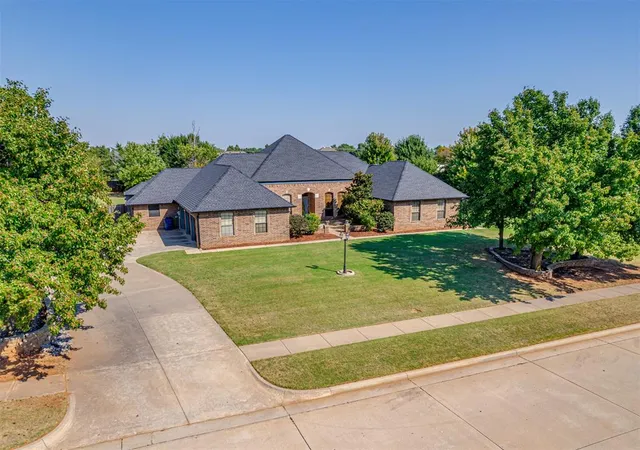 1st image of 1423 E Twin Brook Ter, Mustang, OK 73064 | MLS# 1243594