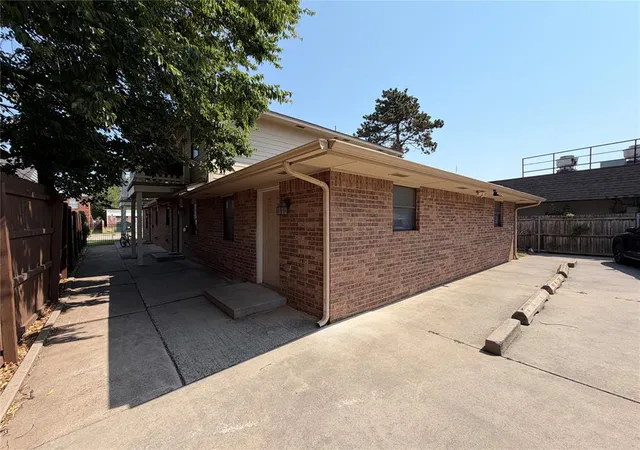 3rd image of 312 E Ayers St, Edmond, OK 73034 | MLS# 1243671