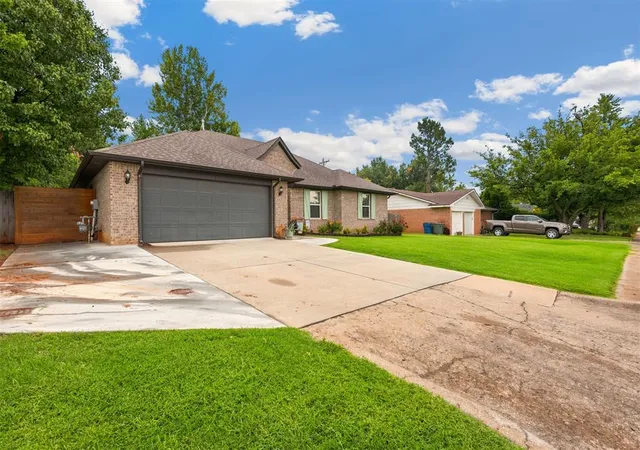 Photo 2 of Sale Pending at 3004 Rankin Ter, Edmond, OK 73013 | MLS# 1244146 | Listing updated on 2026-08-30
