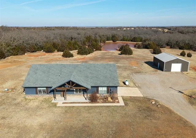 3rd image of 335624 E 960 Rd, Wellston, OK 74881 | MLS# 1244463