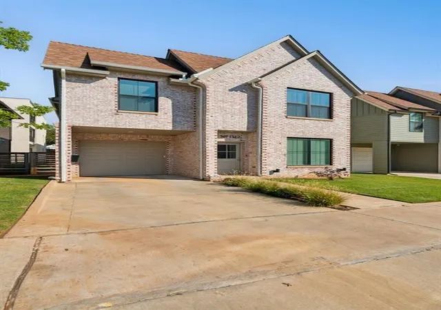 2nd image of 1312 N Blackwelder Ave, Oklahoma City, OK 73106 | MLS# 1244780