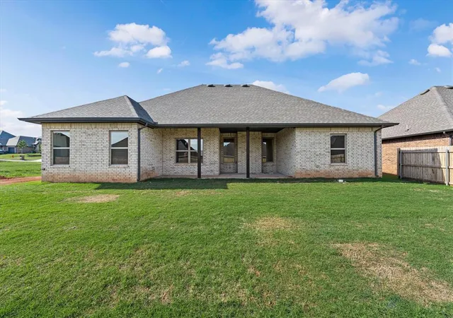 24th image of 11709 Nw 105th St, Yukon, OK 73099 | MLS# 1244782