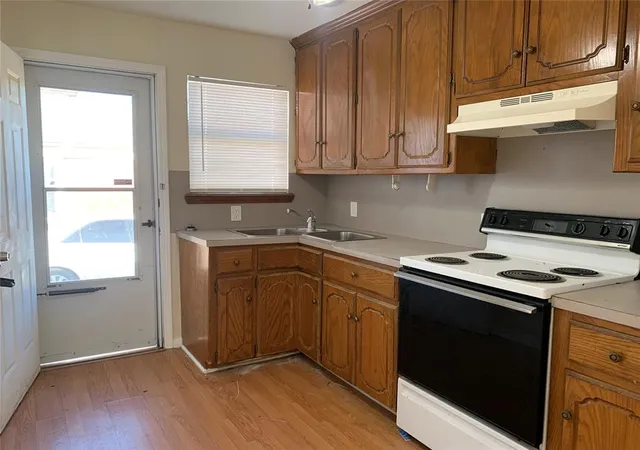 3rd image of 553 E Indian Dr, Oklahoma City, OK 73110 | MLS# 1244974
