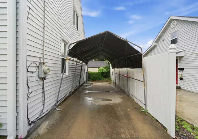 27th image of 4716 Maynard Dr, Blue Ash, OH 45242 | MLS# 1888830