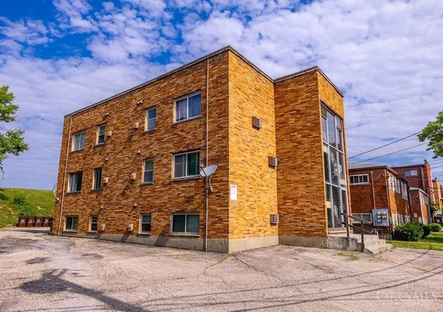 1st image of 3331 Parkcrest Ln, Cincinnati, OH 45211 | MLS# 1890417