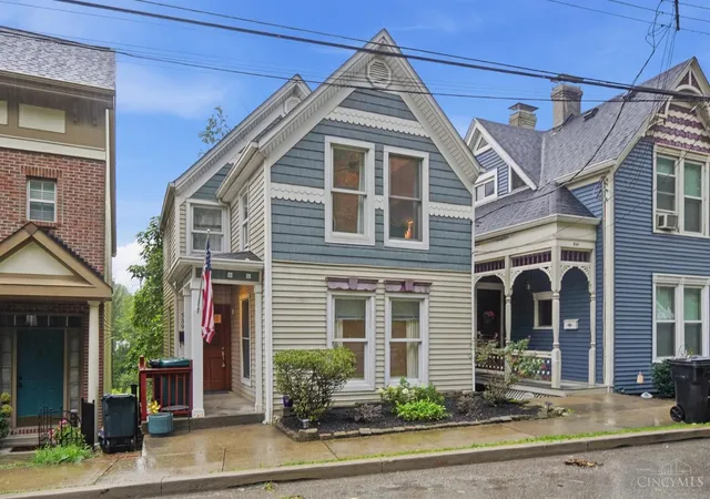 1st image of 539 Hoge St, Cincinnati, OH 45226 | MLS# 1889308