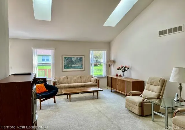 Photo 4 of Condo for sale at 2176 Maplehurst Dr, Commerce Township, MI 48390 | MLS# 61022358 | Listing updated on 2026-08-31
