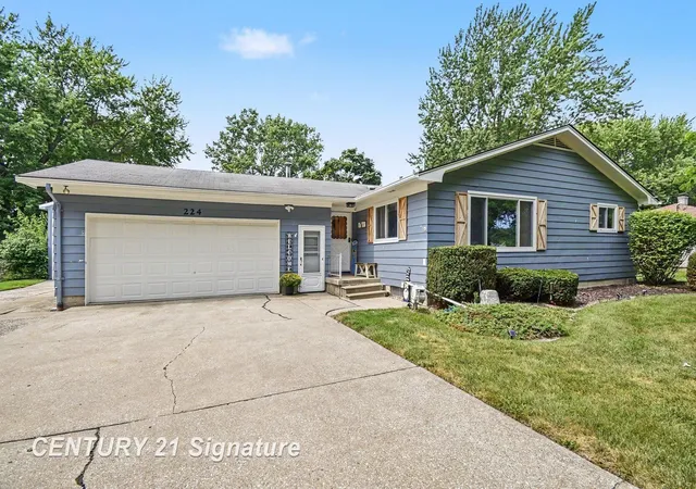 2nd image of 224 Barbara Ln, Saginaw, MI 48601 | MLS# 50218497
