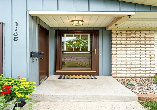 Photo 3 of Sale Pending at 3168 Beechnut Ln, Hudsonville, MI 49426 | MLS# 70554742 | Listing updated on 2026-09-03