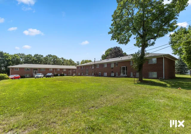 2nd image of 2907 S Burdick St, Kalamazoo, MI 49001 | MLS# 70527925