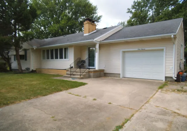 Photo 27 of Single family home for sale at 911 S Powell Rd, Essexville, MI 48732 | MLS# 50198164 | Listing updated on 2026-09-29