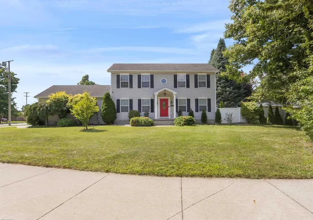 Photo 1 of Sale Pending at 53053 Washington St, New Baltimore, MI 48047 | MLS# 50220259 | Listing updated on 2026-09-06