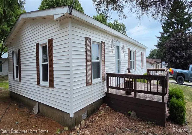 Photo 1 of Sale Pending at 2211 Mark St, Croswell, MI 48422 9785 | MLS# 60991456 | Listing updated on 2026-09-05