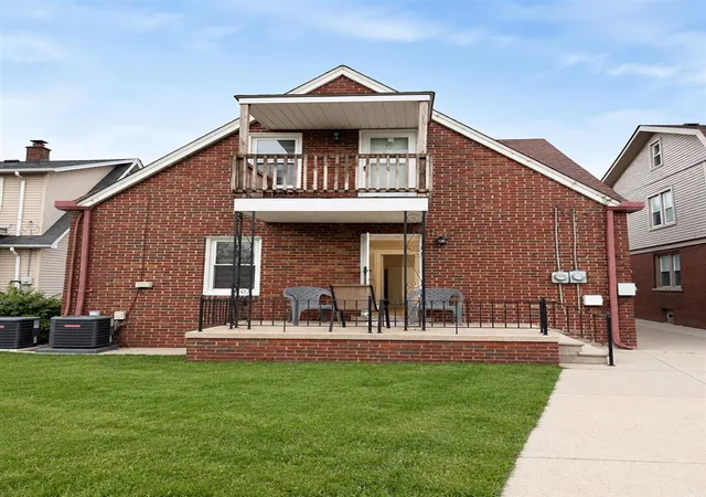 5th image of 7048 Jonathon St, Dearborn, MI 48126 | MLS# 70551689